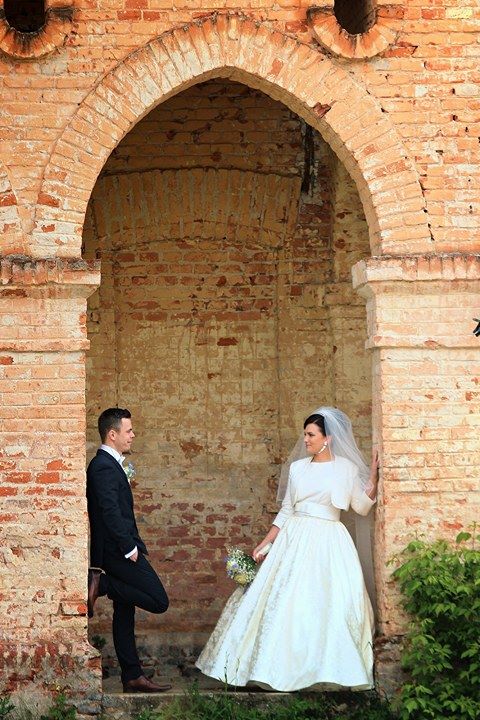 Šaty Dolores šité na mieru od Tina Valerdi
