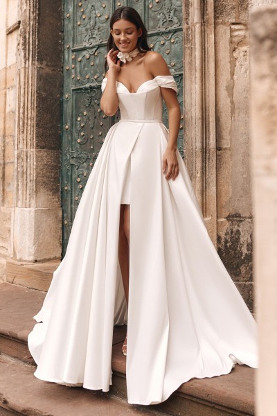 Štýlové svadobné šaty z mikáda s odnímateľnou sukňou. Mini šaty. Elegantné svadobné šaty.