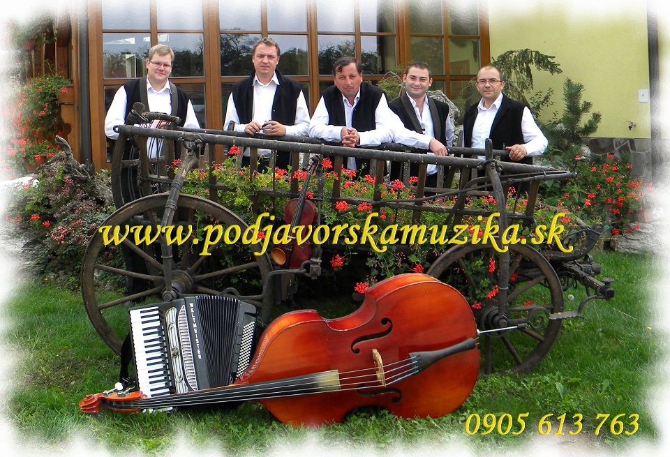 Ľudová hudba Podjavorská muzika zo Zvolenskej Slatiny